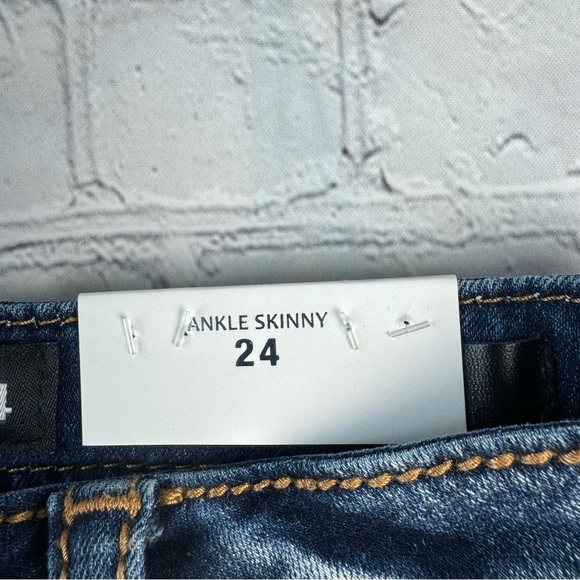 NWT Miss Me woman blue high rise ankle skinny jeans size 24x 28 - Picture 8 of 12